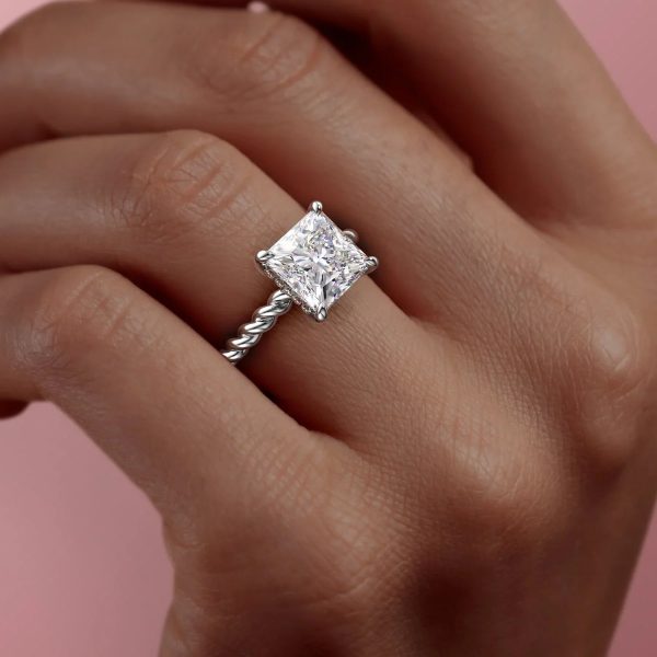 The Alice Set With A 1.5 Carat Princess Lab Diamond For Sale